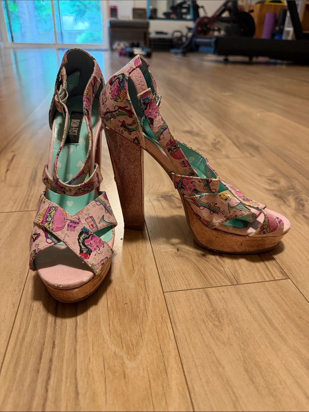 Women’s Pink Patterned Platform High Heels